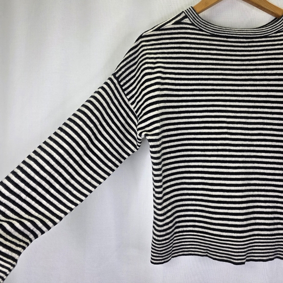 Madewell Merino Wool-Silk Blend Crewneck Sweater Black White Striped Top Size XL - Picture 13 of 15